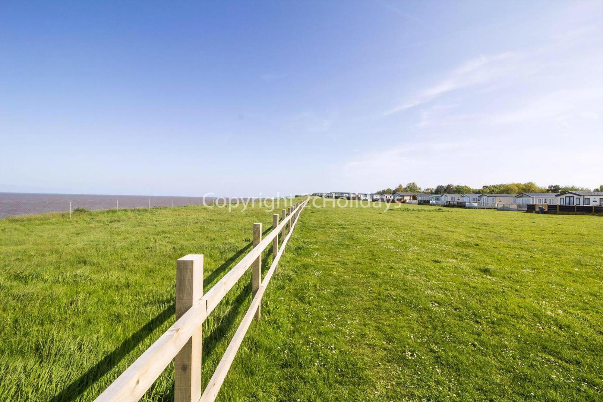 Hopton on Sea Great 8 Berth Caravan In Norfolk Near To Great Yarmouth Ref 20178Bs מראה חיצוני תמונה