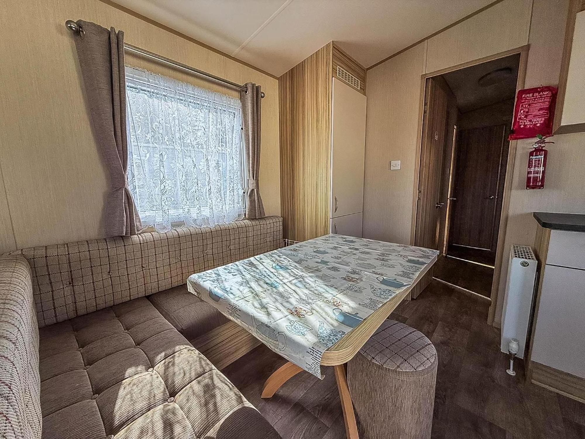 Hopton on Sea Great 8 Berth Caravan In Norfolk Near To Great Yarmouth Ref 20178Bs מראה חיצוני תמונה